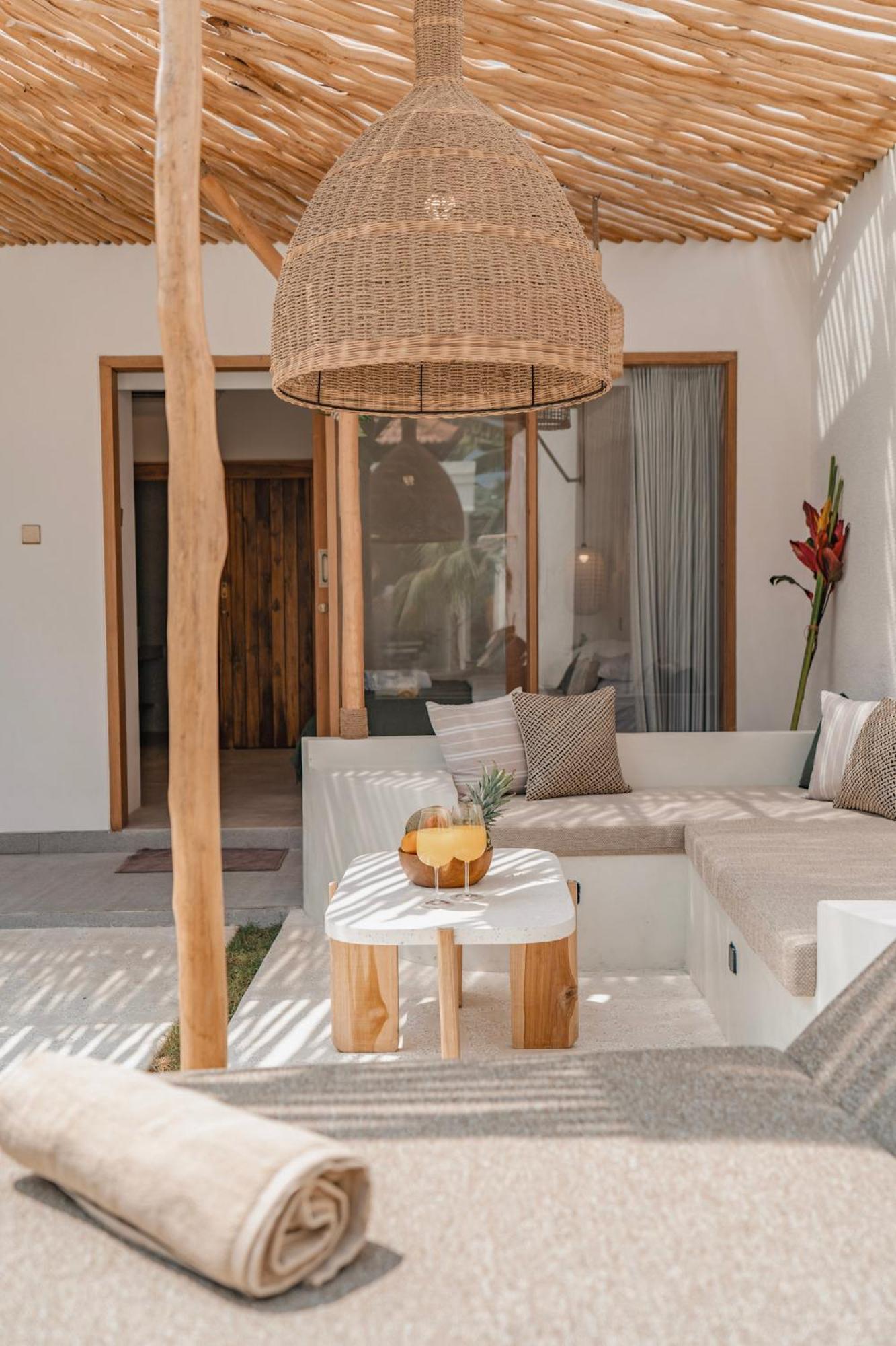 Aestetika Villa Sanur - 3-Min Walk To Beach Exterior photo